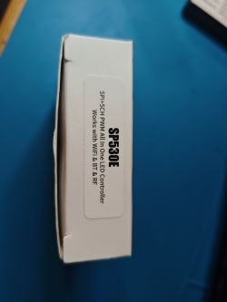 SP530E LED Controller Box Box of SP530E LED controller with compatibility information.