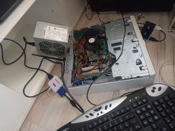 Składanie komputera na podzespołach Lenovo Thinkcenter m91p i obudowie PC72239 slim mini ITX USB