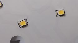 Dwie diody LED w lampie Kanlux DABA N LED SMD