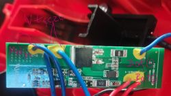 Szukam elementu układu na płytce PCB w elektronarzędziu 36V