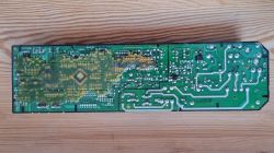 Widok płytki elektronicznej z poprawkami