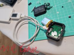 Czołówka nie ładuje się przez kabel USB-C USB-C, działa tylko z USB-A USB-C