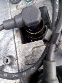 The candles float in oil 1.8 ADR - replacement of the gasket under the valves The candles float in oil 1.8 ADR - replacement of the gasket under the valves