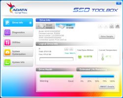 Zrzut ekranu programu SSD Toolbox pokazujący informacje o dysku ADATA SX8200PNP 512GB.