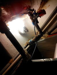Zdjęcia najlepszych i najgorszych instalacji elektrycznych.
