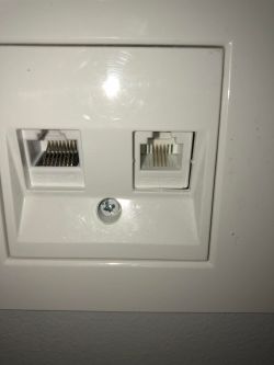 Internet w mieszkaniu UPC - brak internetu w gniazdach ethernet w pokojach, internet jest tylko w 1