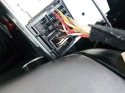 Wybór radia GMS Navix 9401 vs 8901 Evo do MAN TGX z RDS i kostką ISO