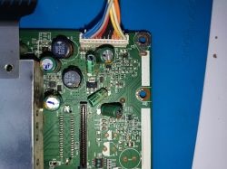 Sharp LC-26SH7E-BK - identyfikacja Q104 na płycie 715G3535-1, 5V STB