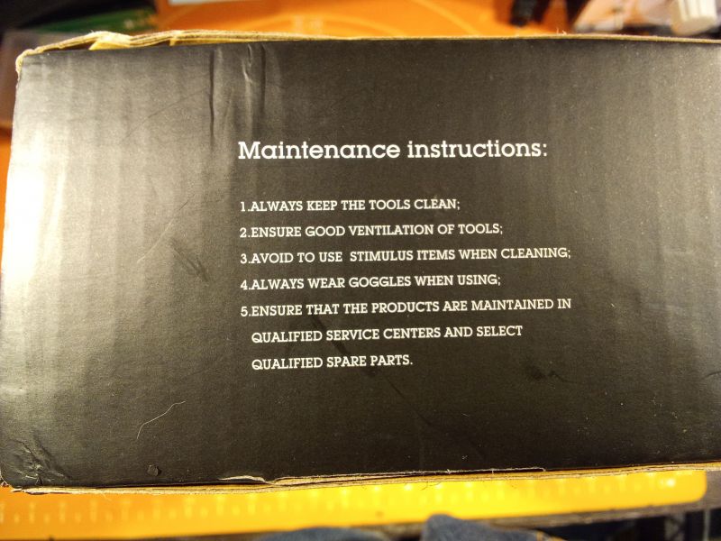 Instrukcje konserwacji na opakowaniu narzędzia