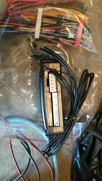 tx 600 alarm QX EMG dla Hyundaia - potrzebna instrukcja montażu lub schemat