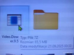 7-Zip kojarzy pliki EXE jako archiwa – instalatory otwierają się w 7z, nie uruchamiają