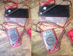 UNI-T UT33B - "Cheap / Dear" - multimeter with backlight and HOLD func