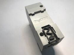 Minitest: DigiTOP VP-16Af voltage relay for photovoltaics