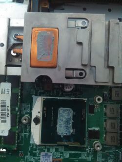 Test past termoprzewodzących AAB TG2 PK012 vs Arctic MX-2 w laptopie MSI GT 683