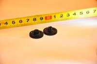 Poszukuję plastikowych, podwójnych kół zębatych