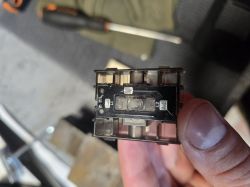 Jak użyć przełącznika bistabilnego jako dzwonkowy do LED RGBCCT Zigbee?