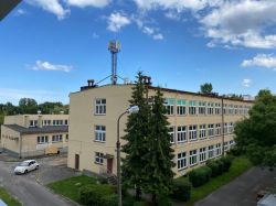 Ocena zagrożenia PEM z masztem GSM Play w bliskiej odległości od budynku mieszkalnego