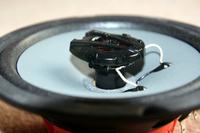 Jak podłączyć tweetery?