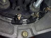 Jak rozdzielić druciki stojana od mostka diod w alternatorze Valeo 80A?