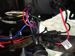 Fiat Bravo II 1.9 po włączeniu zapłonu gasną światła postojowe po prawej stronie