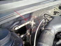 VW Golf III 1.4i 60KM - Dziwny odgłos z komory silnika po odpaleniu