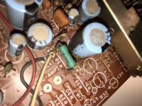 Kenwood KA-1500 - Smrodek / dziwne zapachy == kondensatory do wymiany? Kenwood KA-1500 - Smrodek / dziwne zapachy == kondensatory do wymiany?