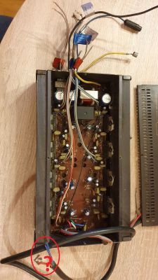 - Jak podłączyć wzmacniacz samochodowy Panasonic CY-B100