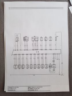 Mercedes W211 320 CDI - Schemat zasilania sterownika silnika