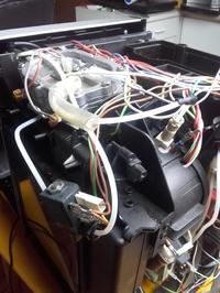 Ekspres DeLonghi ESAM6700-Nie wiem jak połączyć grzałki wężykami