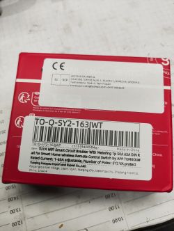 Packaging of a TUYA smart circuit breaker with metering, model TO-Q-SY2-163JWT.