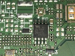 Hitachi 32HYT46U - Włącza się i wyłącza, potrzebny plik bin do U10