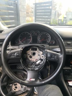 Podłączenie kierownicy Audi A6 C6 do A6 C5 2.4 quattro avant 2003: kostka airbag, schematy, adapter