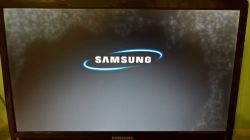 Samsung NP-310E5C-U01PL obraz z loga biosu wyświetla się w systemie