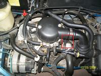 Seicento 900 98r. - Brak iskry, stałe napięcie idące do cewek..