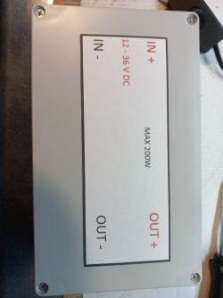 Sterownik LED WiFi, 6 kanałów świt-zmierzch, dzień-noc lub PWM do driverów Sterownik LED WiFi, 6 kanałów świt-zmierzch, dzień-noc lub PWM do driverów