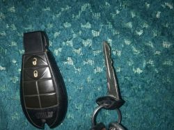 Dodge Journey 2.4 benz - Brak możliwości otworzenia i zamknięcia auta z kluczy