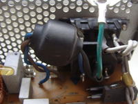 Astec model: AA21480 pali bezpieczniki po załączeniu go w pozycji ~115V?