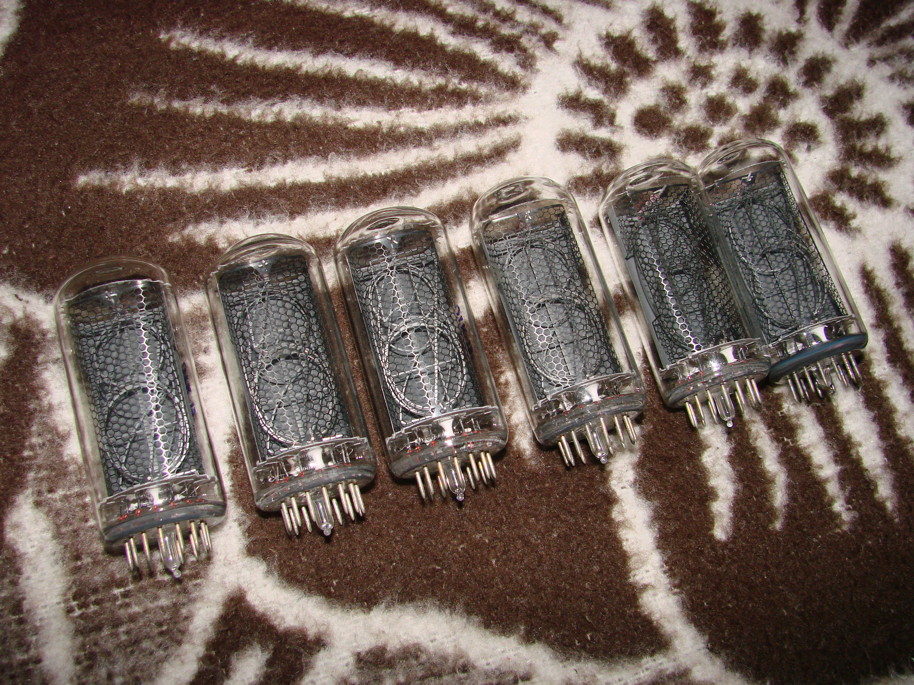 [Sprzedam] Lampy nixie Z573M Z560M LC516 IN1 OG-4 6N13S IN18 IW11 IW18 ...
