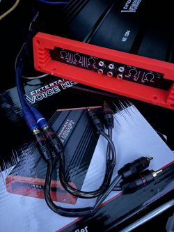 Jak podłączyć w samochodzie 4-kanałowy wzmacniacz?