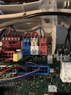 Connecting Danfoss Link BR Relay to Vaillant ecoTec Plus Boiler: Diagram and Settings Needed