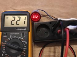 Test i wnętrze modułu voltomierza AC20-500V AD101-22VM Test i wnętrze modułu voltomierza AC20-500V AD101-22VM