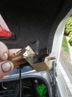 Jak podłączyć wężyki podciśnieniowe w Audi A4 B5 1.9 TDI 96 rok?