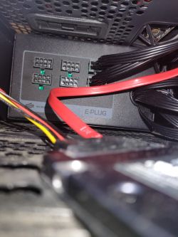 Dysk SATA 2,5 SSD - nie mogę połączyć z zasilaczem