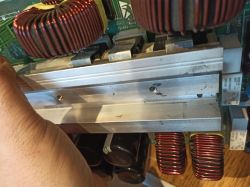 Naprawa inwertera do pompy ciepła Stiebel Eltron Monoblok - wypalone układy scalone