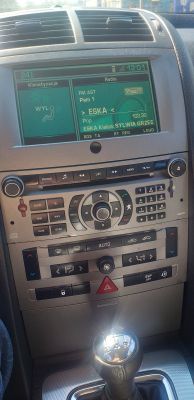 Peugeot 407 Benzyna 1.8 Sedan - Podłączenie telefonu do samochodu