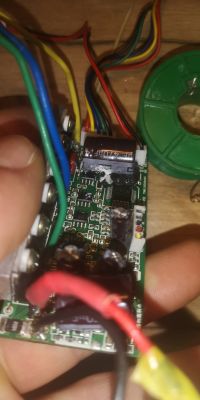 Hulajnoga Blaupunkt ESC910 nie reaguje na uruchomienie - uszkodzona wtyczka naprawiona