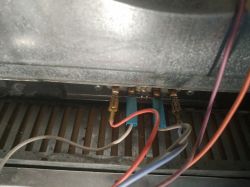 Mierzenie napięcia na obudowie piekarnika Candy F 254/3 X - różne konfiguracje