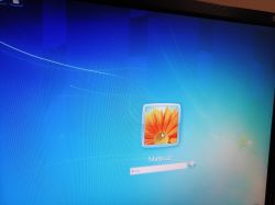 Dell N5010: 8 piknięć, czarny ekran, działa na VGA, nie na HDMI
