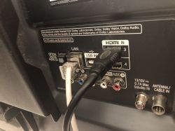 Jak podłączyć wieżę Sony MHC-2700 pod TV?