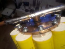 2.5 kW Induction Heater ZVS Circuit with IRFP260, Full Bridge IRFP460, and TC4421/TC4422